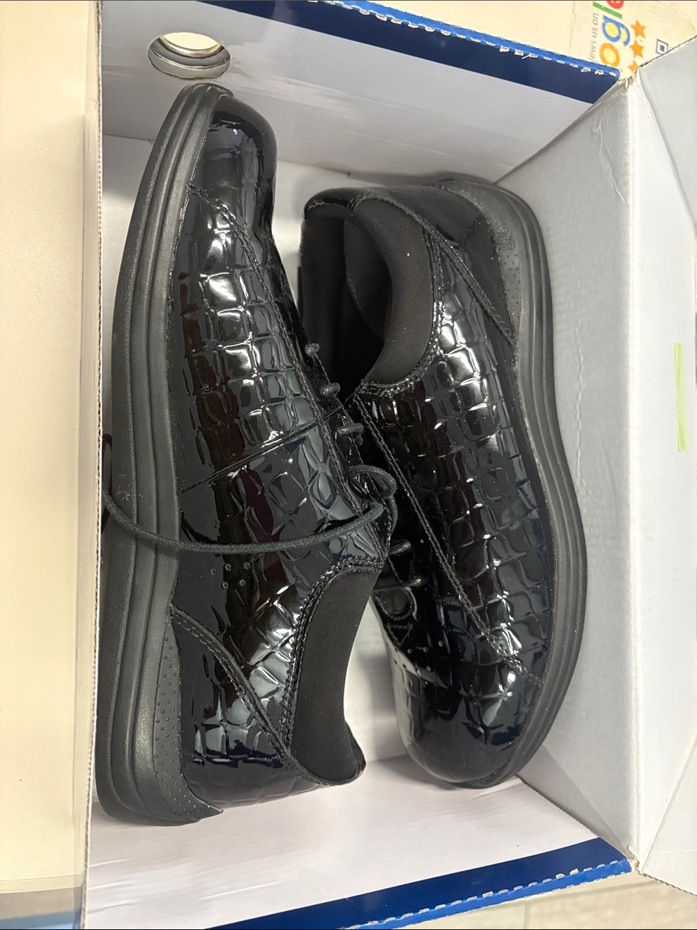DREW Black Croc-Embossed Lace-Up Oxford Shoes